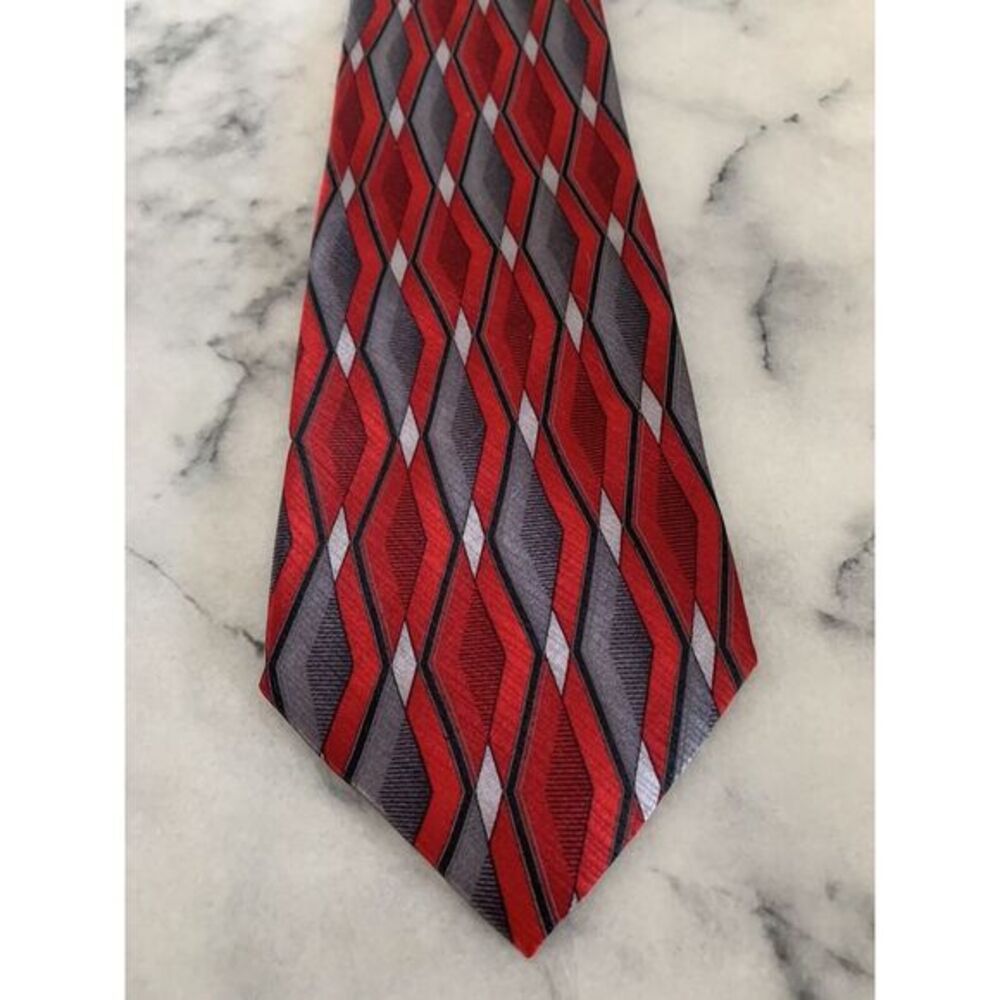 Stafford 100% Silk Handmade Red Gray Geometric Tie
